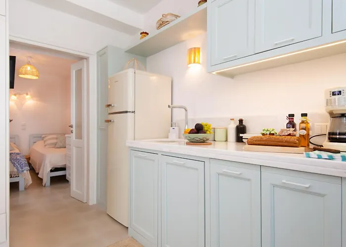 Stunning Sunset House On Kamares Bay With Playground Feriehus