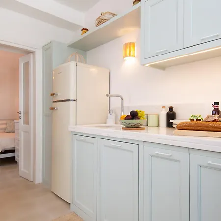 Stunning Sunset House On Kamares Bay With Playground Holiday home