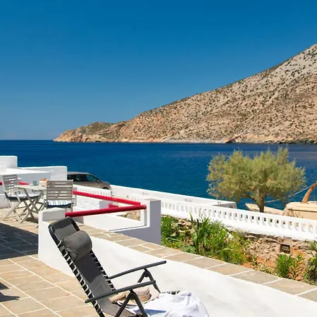 Casa vacanze Stunning Sunset House On Kamares Bay With Playground *