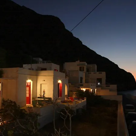 Stunning Sunset House On Kamares Bay With Playground